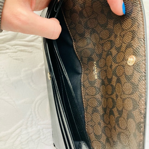 Coach Wallet - Picture 7 of 11